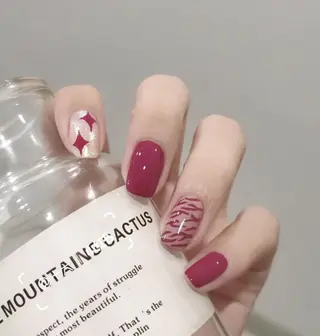 ネイル Queens 榊 まおのネイルデザイン