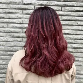 ロング カラー NEO Beauty Salon所属・𝐍𝐄𝐎 𝐉𝐔𝐑𝐈のネイルデザイン