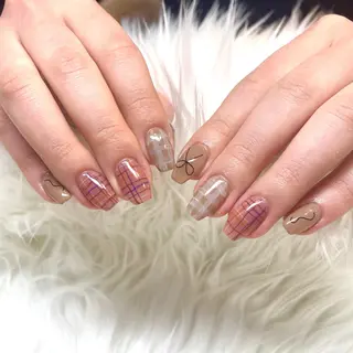 ネイル 新井 ひなののネイルデザイン