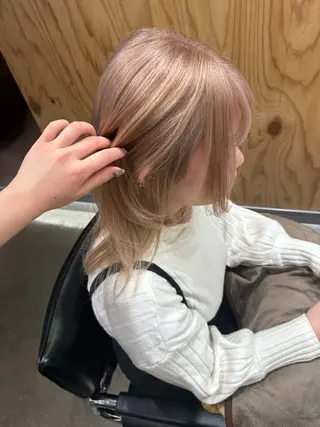 セミロング カラー 新宿 似合わせカラー HINAのヘアスタイル