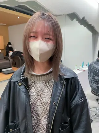 ショート カラー ヘアアレンジ ミニボブ/ブリーチ 🌈MISATOのヘアスタイル