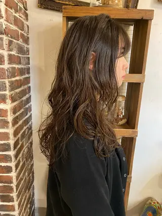 ロング sea's所属・ヒラカホ/矢場町/ ブリーチ/似合わせのヘアスタイル