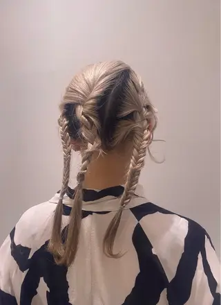 ミディアム ヘアアレンジ stair : case 銀座店所属・stair:case 🌱安藤風香🌱🦖のヘアスタイル