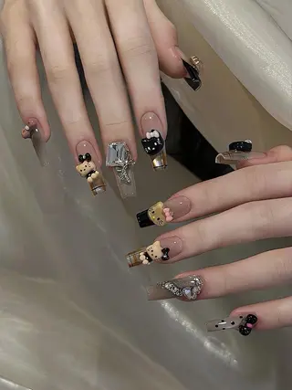 ネイル MIHANA HIKARIのネイルデザイン