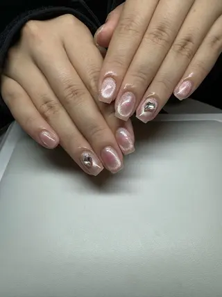 ネイル MQueen ネイルサロンマルのネイルデザイン