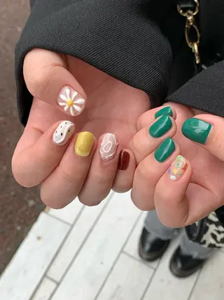 ネイル 鈴木 まゆのネイルデザイン