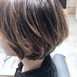 ショート カラー 🟢ウルフ/スパイラ ルパーマ/大西🟢のヘアスタイル