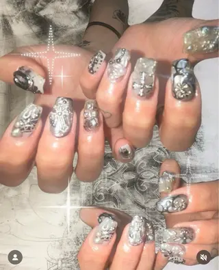 ネイル kana/モード ・グランジ໒꒱のネイルデザイン