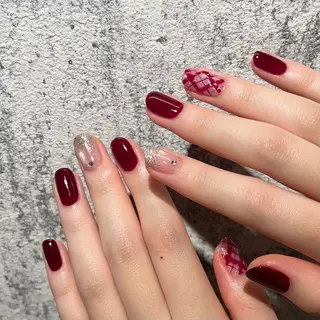 ネイル MORE-NAIL所属・Miki. MORE -NAILのネイルデザイン