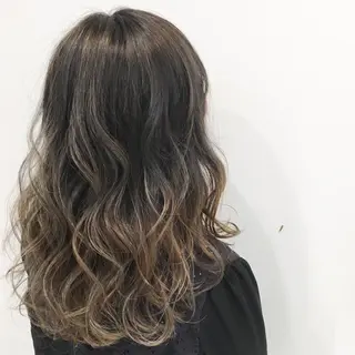 ロング MiL所属・✨ハイトーン✨ 濱田知孝のヘアスタイル