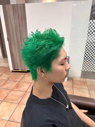 ショート カラー メンズ 鈴木 隆威のヘアスタイル