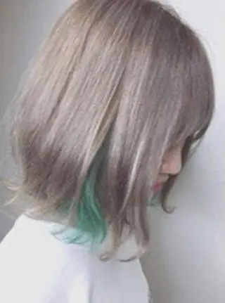 ショート カラー 店長 奈須 雄紀のヘアスタイル