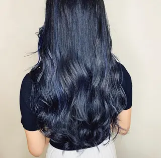 ロング カラー パーマ ヘアアレンジ ネイル マツエク・マツパ オリーブカラー 特化　　kaiのヘアスタイル