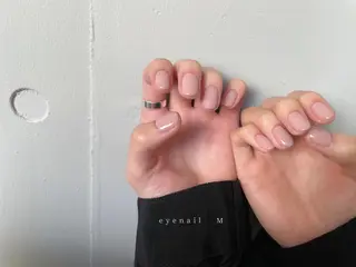 ネイル SHIORI 🤍のネイルデザイン