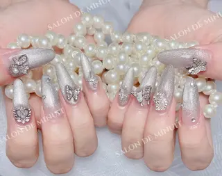 ネイル Momo 🤍のネイルデザイン