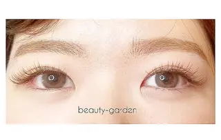 マツエク・マツパ U_la所属・U_la [ウーラ] 片岡の眉毛・アイブロウイメージ