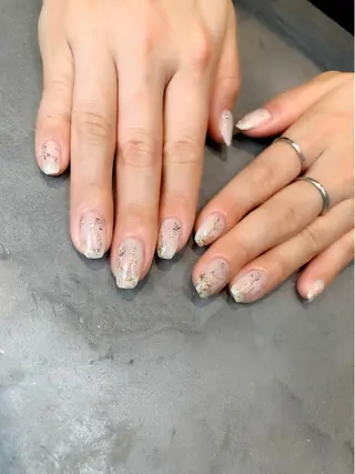 ネイル アトリエ・マリス所属・福与 美幸のネイルデザイン