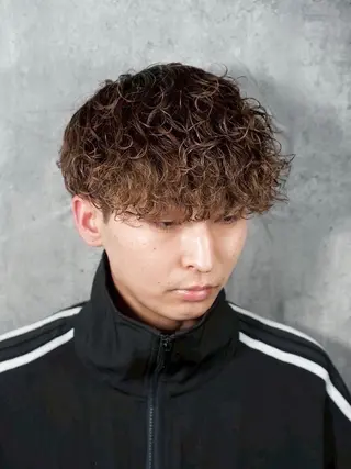 ミディアム ギンザ ヒロのヘアスタイル