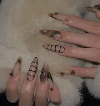 ネイル Oomiya 服部のネイルデザイン