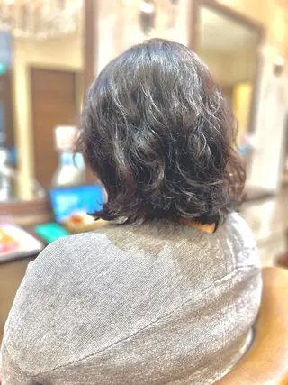 ショート パーマ オオソネ マリアのヘアスタイル