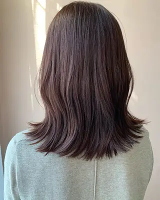 セミロング カラー hub hair レイヤー/透明感のヘアスタイル