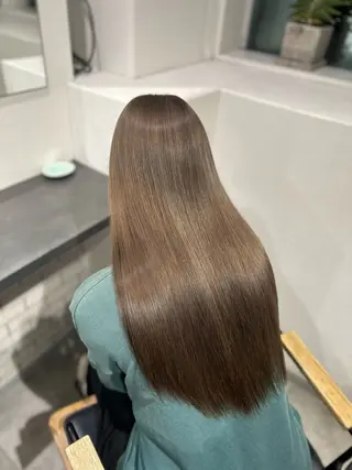 ロング カラー ブリーチ/ベージュ /レイヤー/ひよりのヘアスタイル