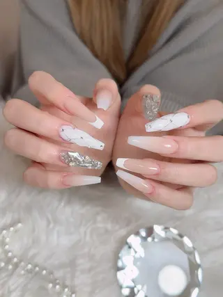 ネイル nail salon azuのネイルデザイン