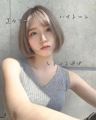 ショート カラー レイヤーカット 透明感カラーのヘアスタイル