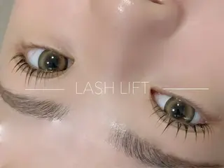 マツエク・マツパ eyelash Fiara by CYAN【フィアラバイシアン】所属・奥本 凜のマツエク・マツパデザイン