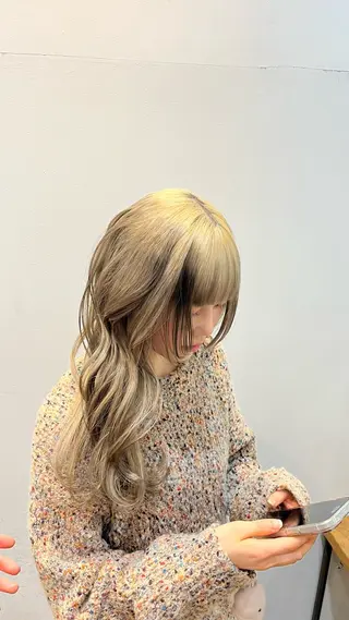 ロング 岡野 豪のヘアスタイル