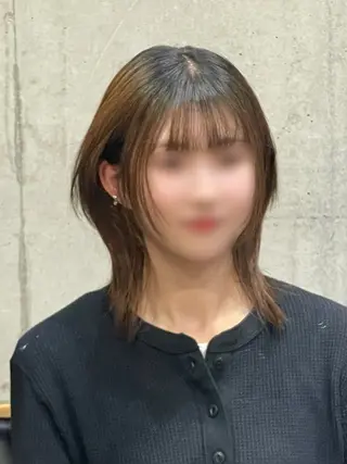 ミディアム 韓国リアルハッシュ レイヤーカットのヘアスタイル