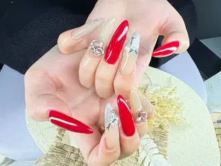 ネイル AngelChris ビューティーサロンのネイルデザイン