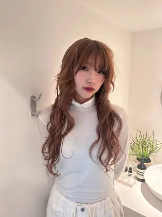 ロング VISION   aoyama所属・かがやしづ ⭐️ハイトーンのヘアスタイル