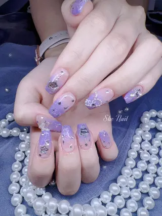 ネイル She   Nail所属・ISA_ BELLAのネイルデザイン