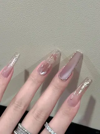 ミディアム 高橋 日向のネイルデザイン