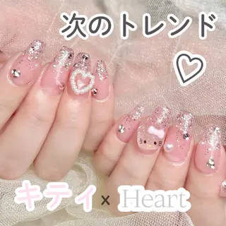 ネイル Mina. 🦢のネイルデザイン