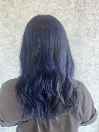 セミロング カラー シャドールーツ earth　深川愛実のヘアスタイル