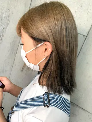 ミディアム 大内 志穂のヘアスタイル