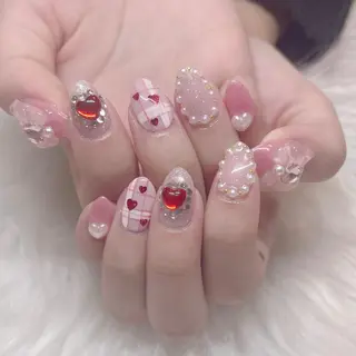 ネイル Mari 🎀六月移転のネイルデザイン