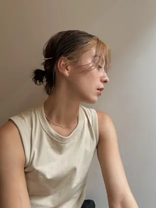 ショート 梅田／ベージュ レイヤー／ヌマタのヘアスタイル