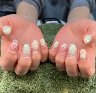 ネイル MHR nailのネイルデザイン