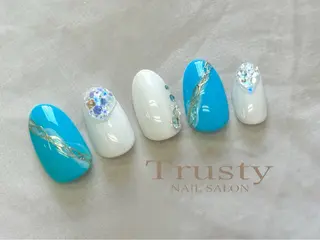 ネイル Trusty新小岩 杉山のネイルデザイン