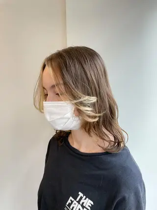 ミディアム イトウ アキノリのヘアスタイル