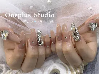 ネイル One plus StudioNailのネイルデザイン