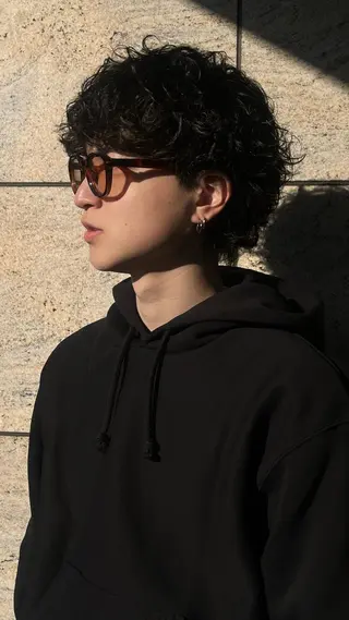 ミディアム パーマ メンズ HARUKI🏔️/ メンズ/透けブラウンのヘアスタイル