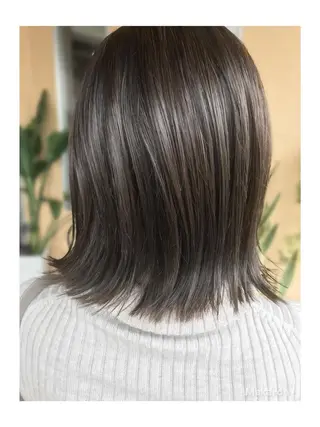 ミディアム カラー hair works raptureのヘアスタイル