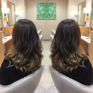 ロング カラー 🐝肥田 しょーと🐝のヘアスタイル