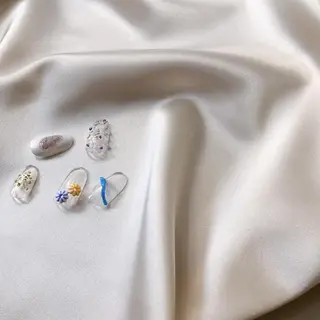 ネイル nailsalon　hue所属・小山 羽奈のネイルデザイン