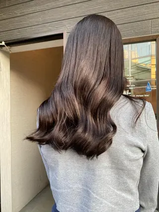 ロング カラー 美髪ストレート 川本雄己のヘアスタイル