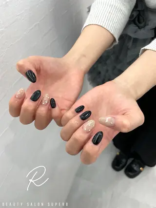 ネイル R MIIのネイルデザイン